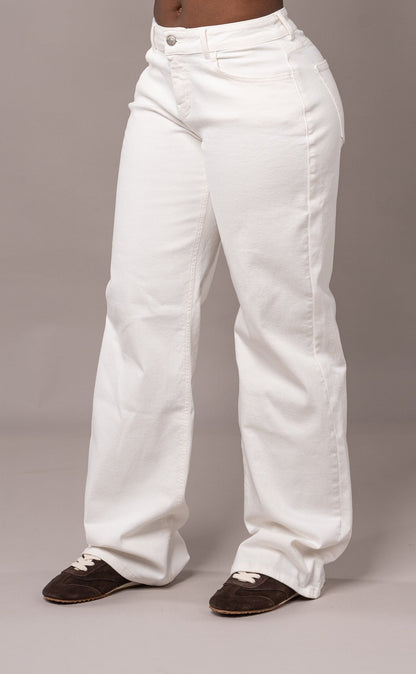 Womens Baggy Low Waisted Fitjeans - White
