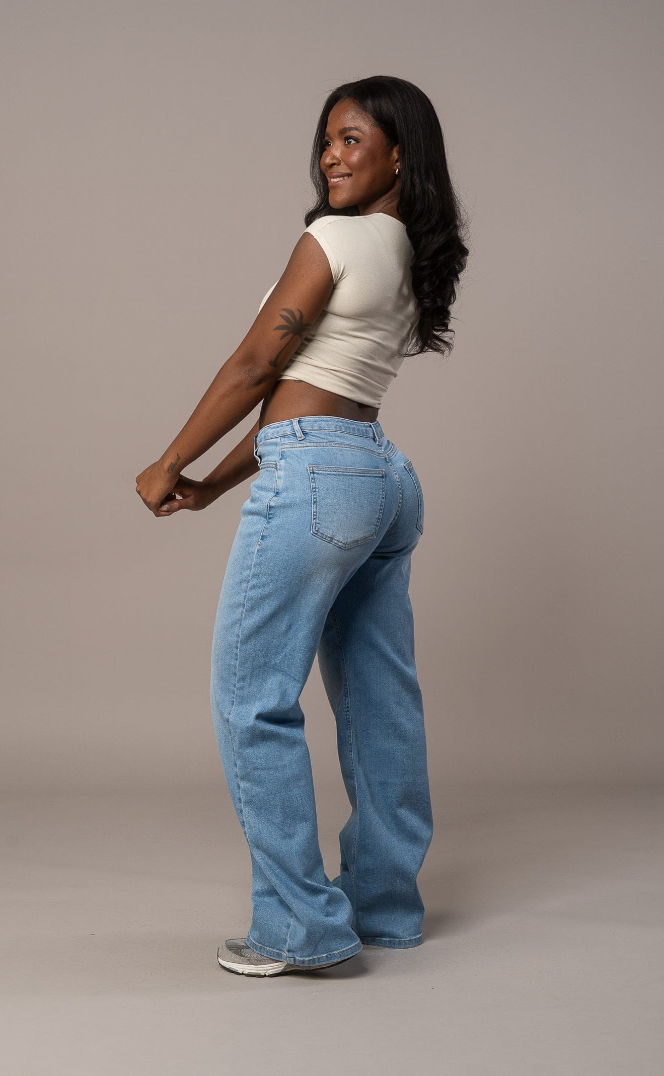 Womens Baggy Low Waisted Fitjeans - Arctic Light Blue