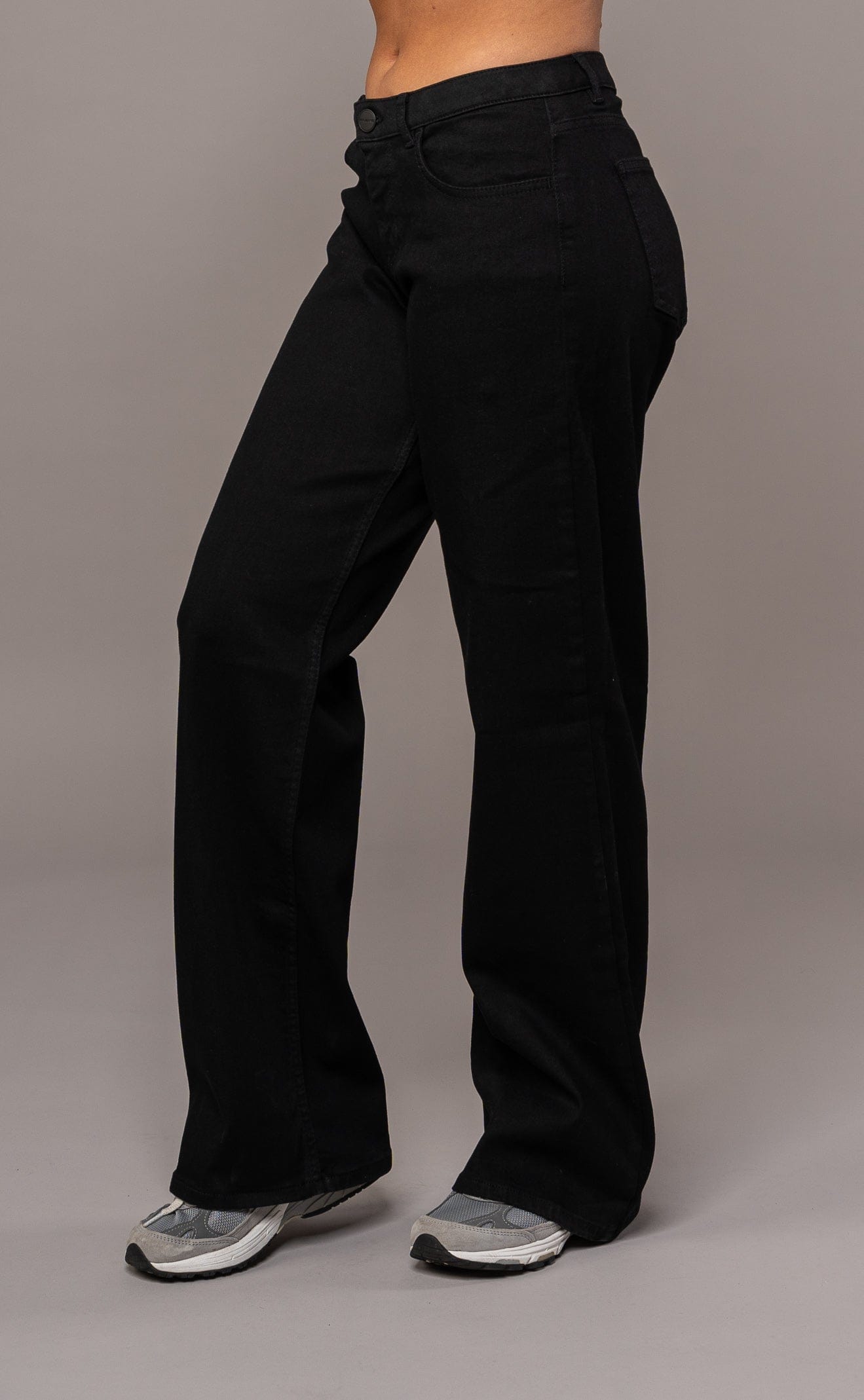 Womens Baggy Low Waisted Fitjeans - Black