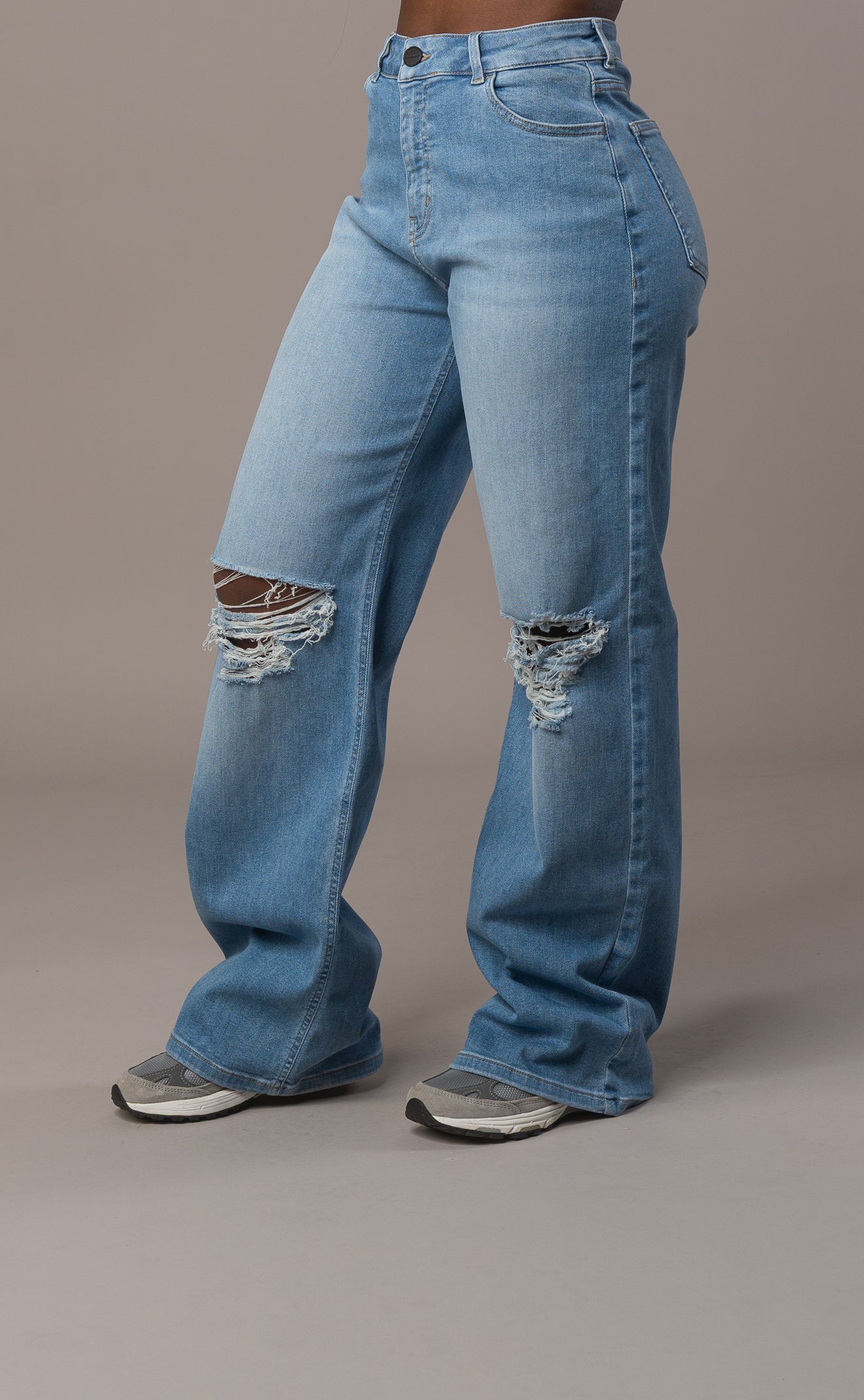 Womens Baggy Ripped Fitjeans - Arctic Light Blue